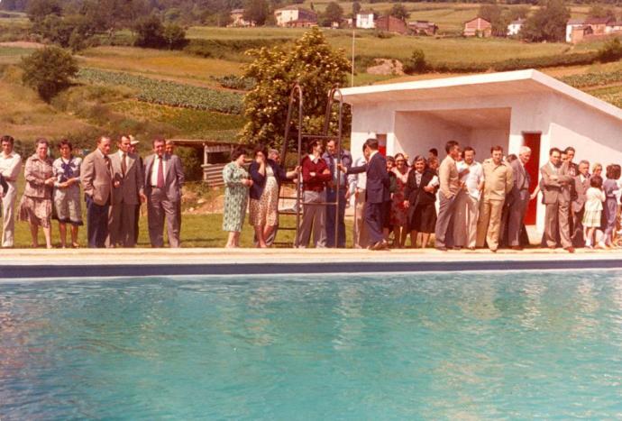 Inauguración das piscinas municipais (II)